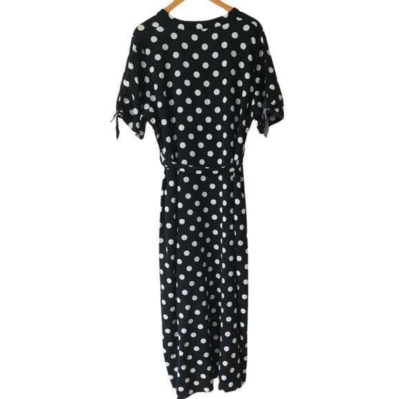 Evans pre-loved plus-size button front dress. Black white polka-dots Size 20US - Picture 4 of 16